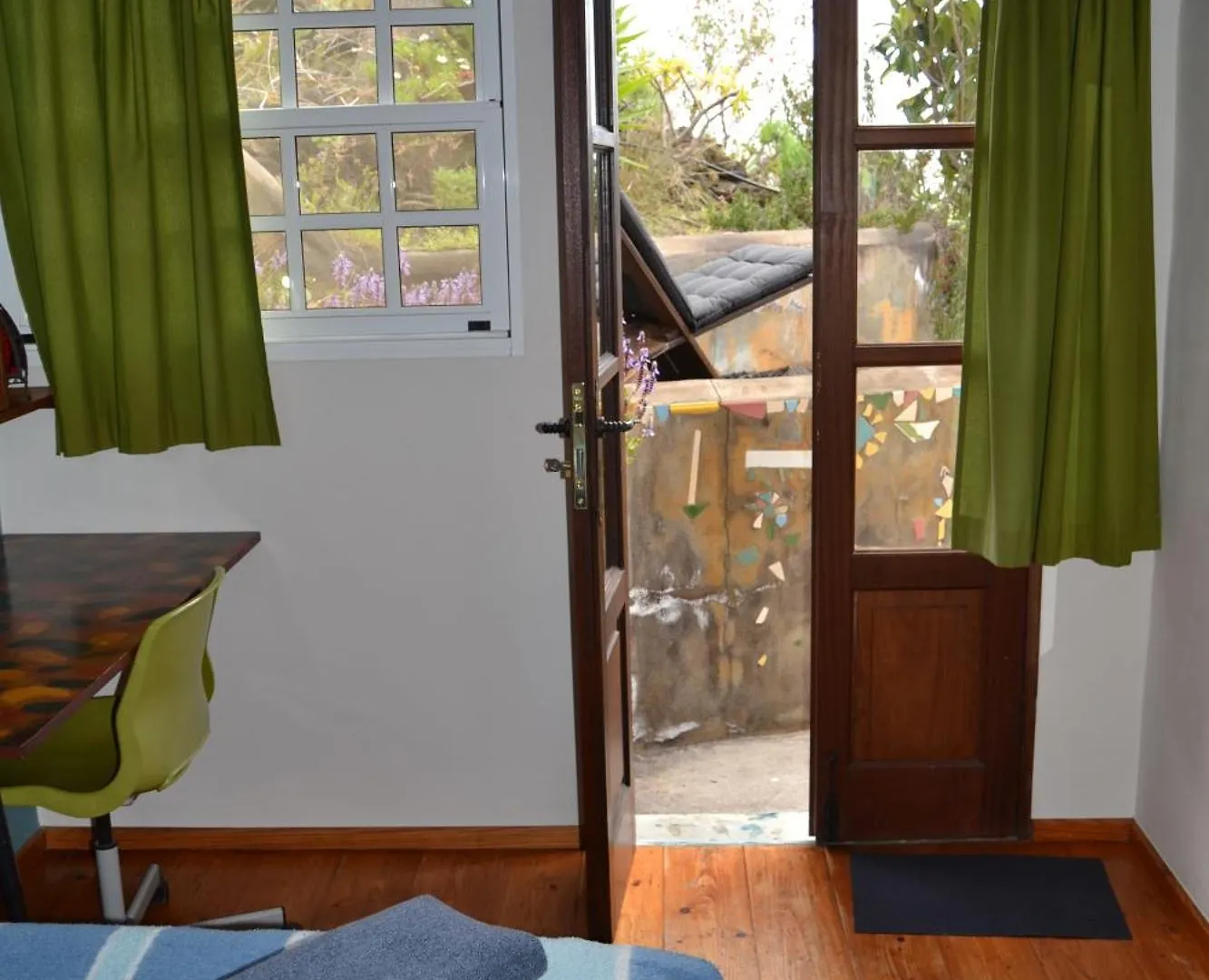 El Quinto Pino apartamento con zonas comunes compartidas Las Indias España